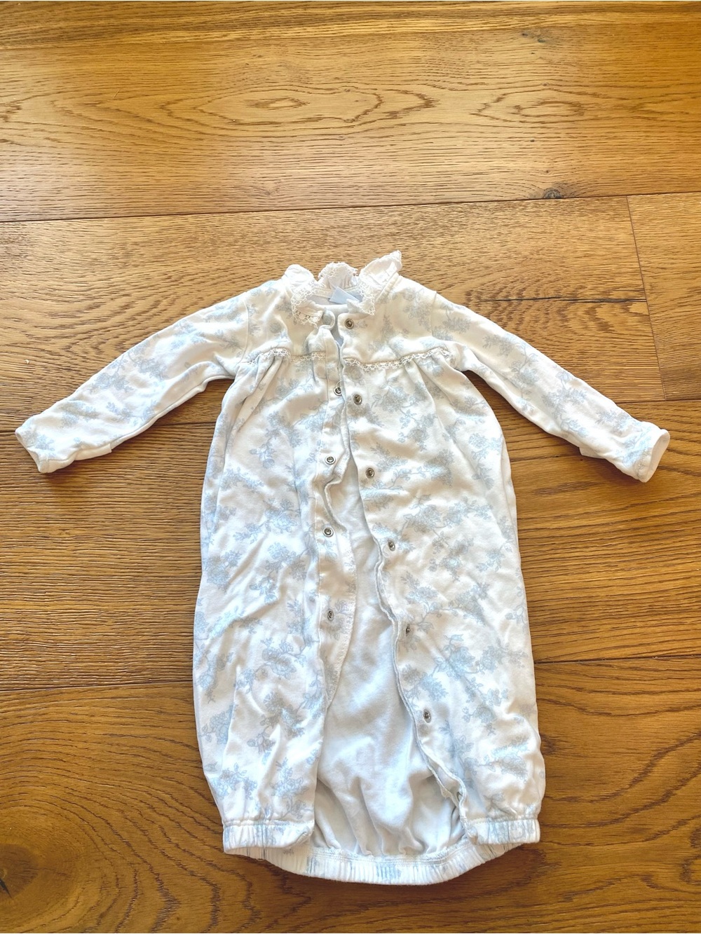 EDGEHILL COLLECTION | Baby Long-Sleeve Sleep Gown in Light Blue Floral